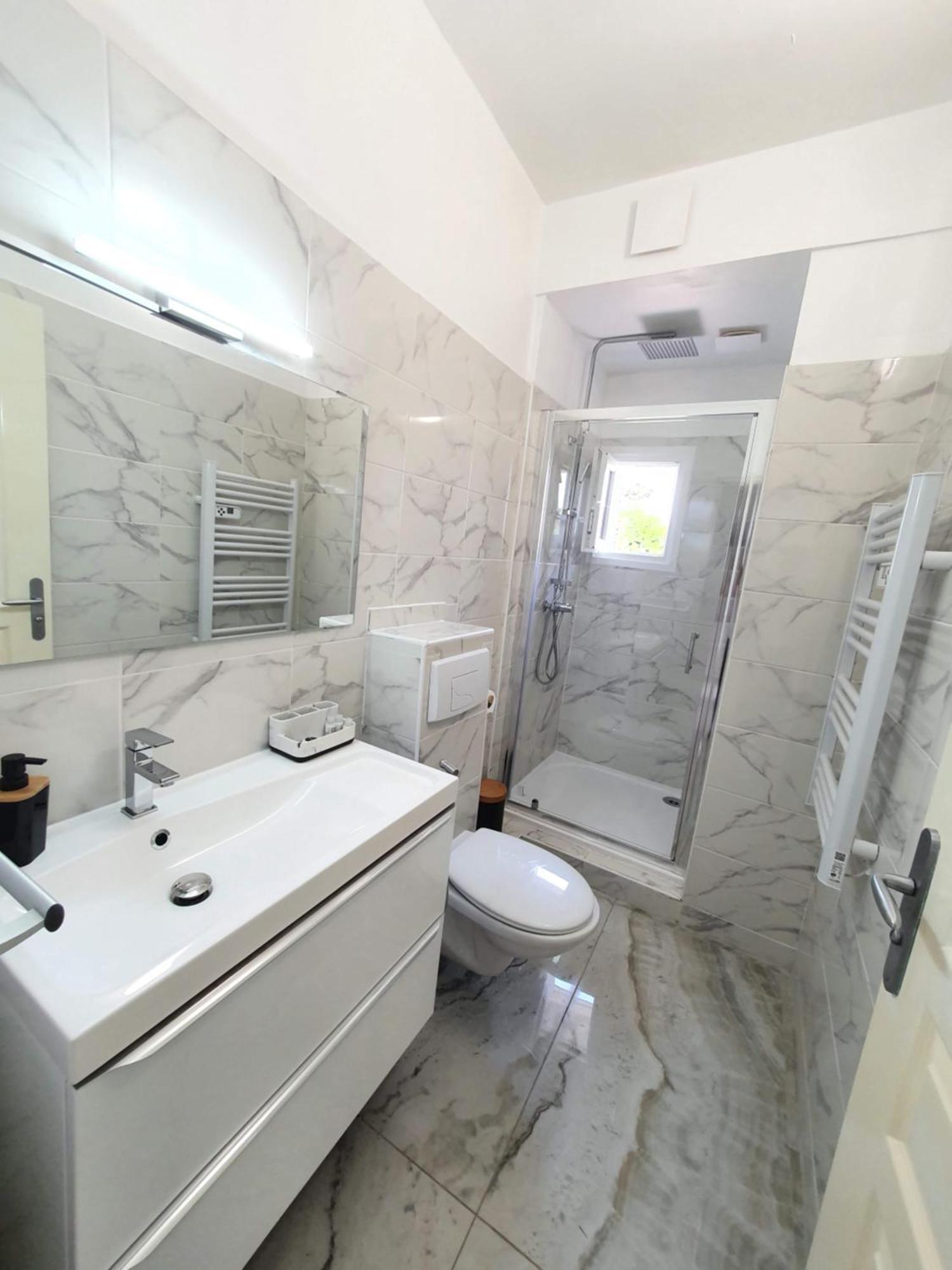 Logement Entier Avec Grand Jardin Et Parking Wifi 6 Et Fibre Berck Exterior foto